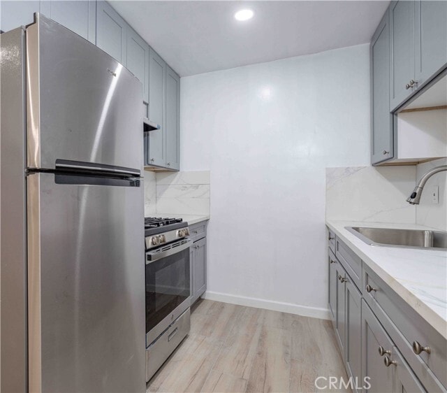 Building Photo - 1316 W Valencia Dr