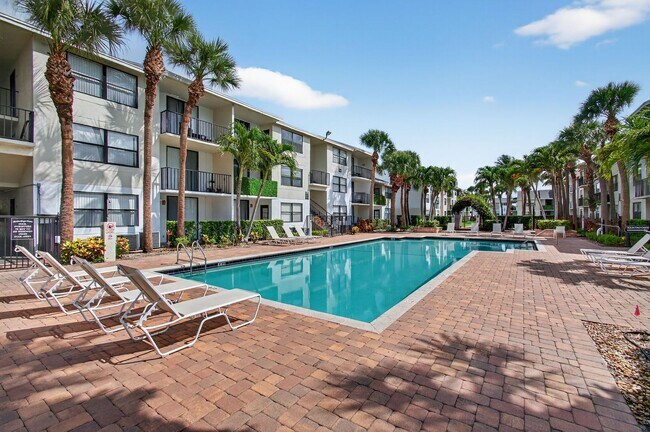 Building Photo - 724 Executive Center Dr