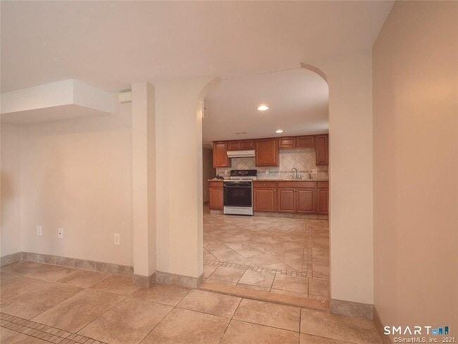 Building Photo - 467 Quinnipiac Ave
