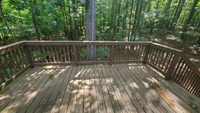 Building Photo - 1061 Sharon Pl