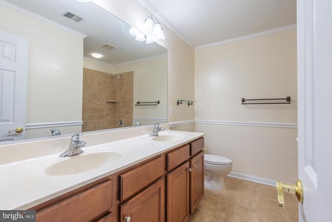 Building Photo - 4592 Barringer Pl