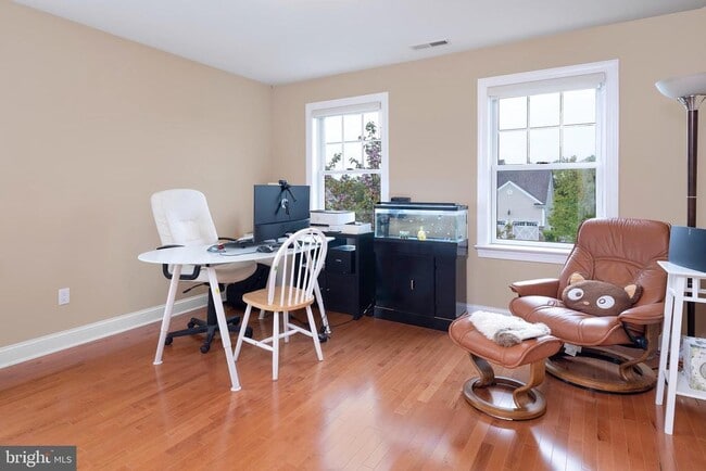 Building Photo - 22 Liam Pl