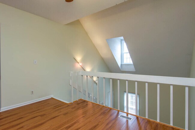 Building Photo - 1210 Stockley Gardens