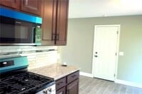 Building Photo - 907 N 14th St