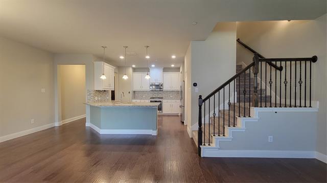 Building Photo - 709 Lowveld Dr