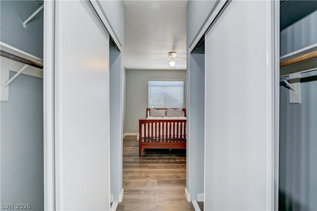 Building Photo - 2201 Ramsgate Dr