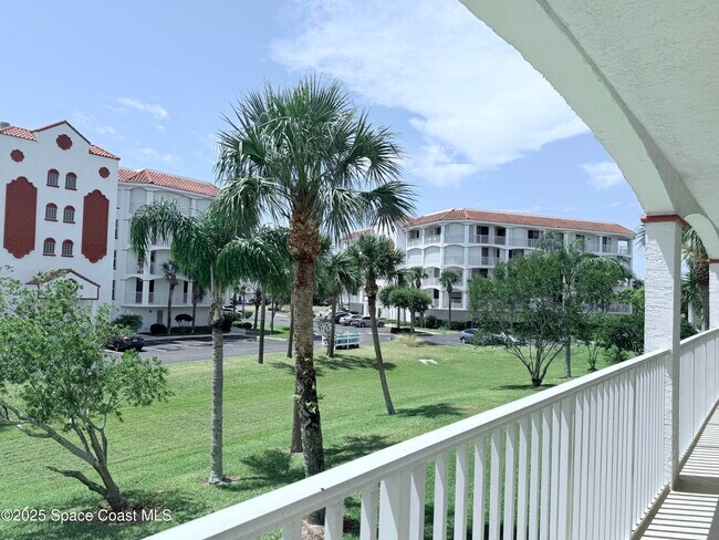Building Photo - 8922 Laguna Ln