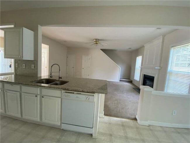 Building Photo - 5454 Medlock Corners Dr