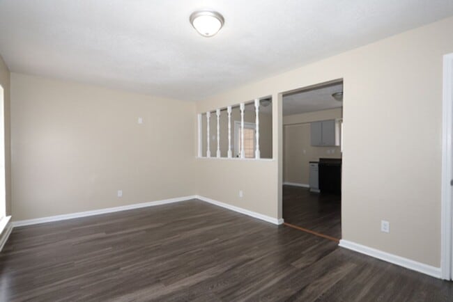 Building Photo - 1274 Parkrose Rd