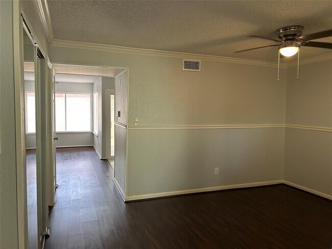 Building Photo - 12562 Newbrook Dr