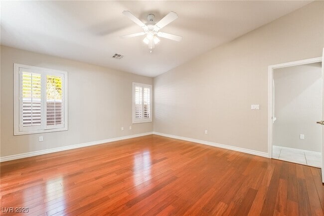 Building Photo - 1385 Dragon Rock Dr