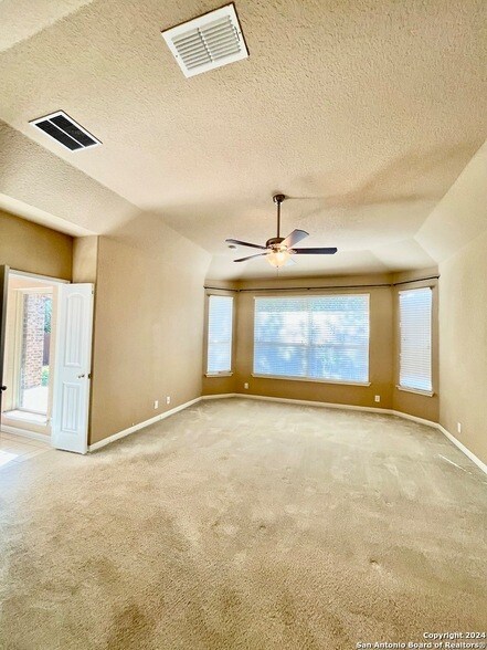 Building Photo - 3155 Sunset Cove