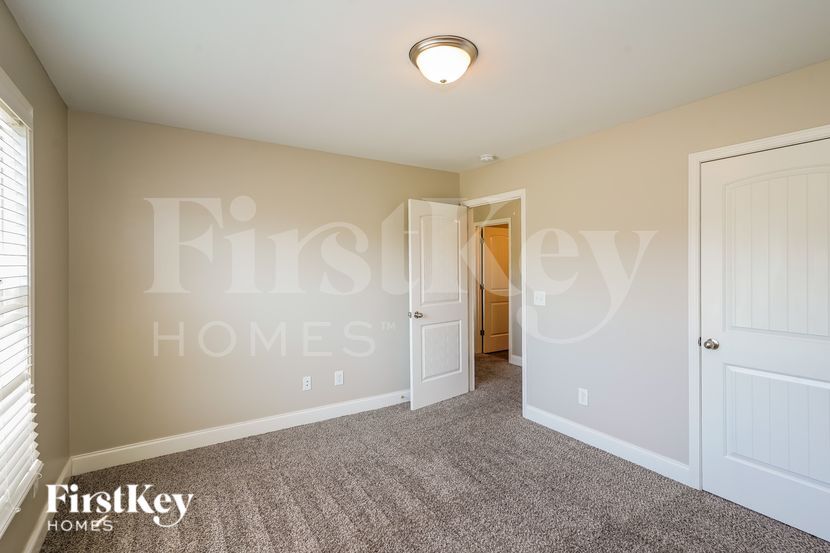 Building Photo - 1312 Abby Lou Dr