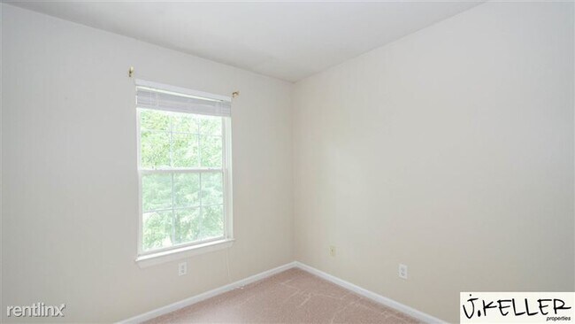 Building Photo - 3477 Ashburnam Rd