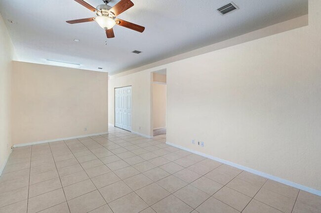 Building Photo - 138 Prestige Dr