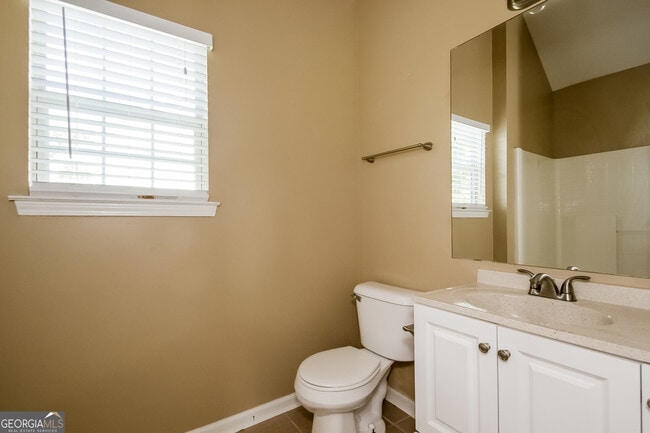 Building Photo - 5041 Ambassador Dr