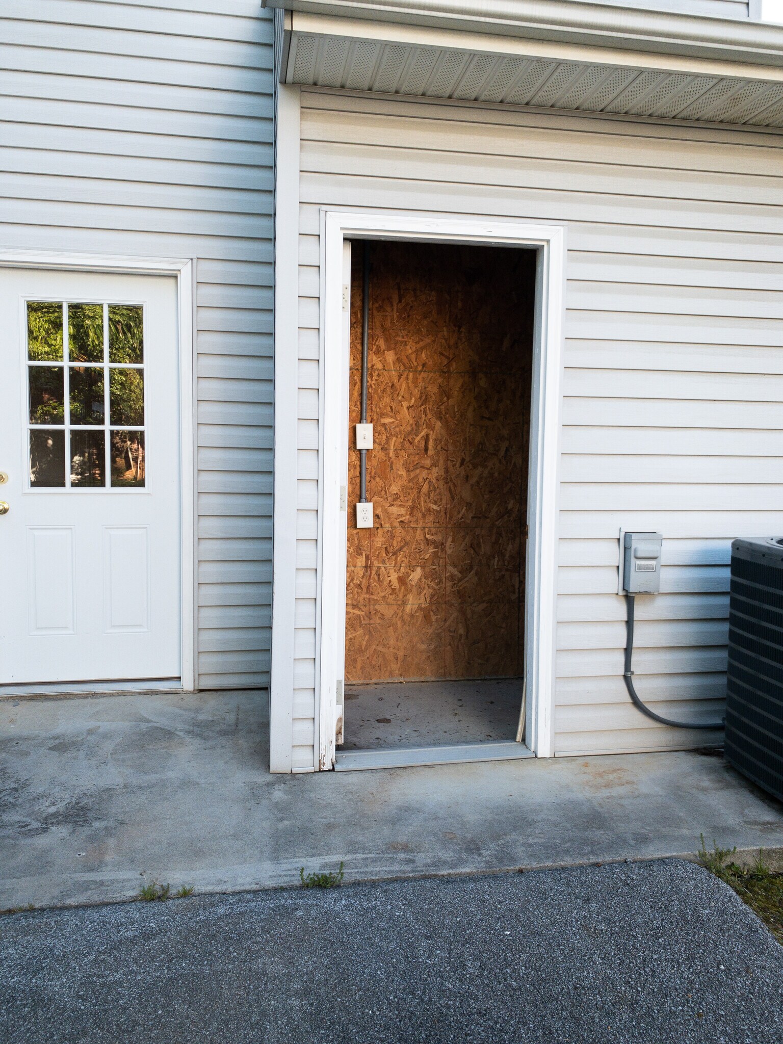 Building Photo - 152 Gray Station Rd