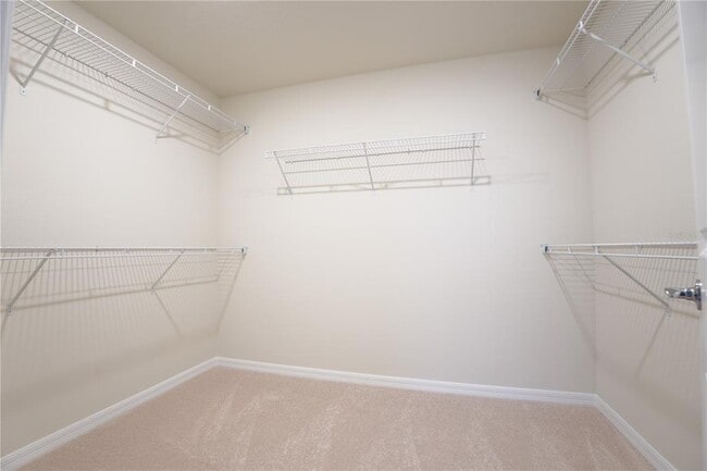 Building Photo - 268 Summer Pne St