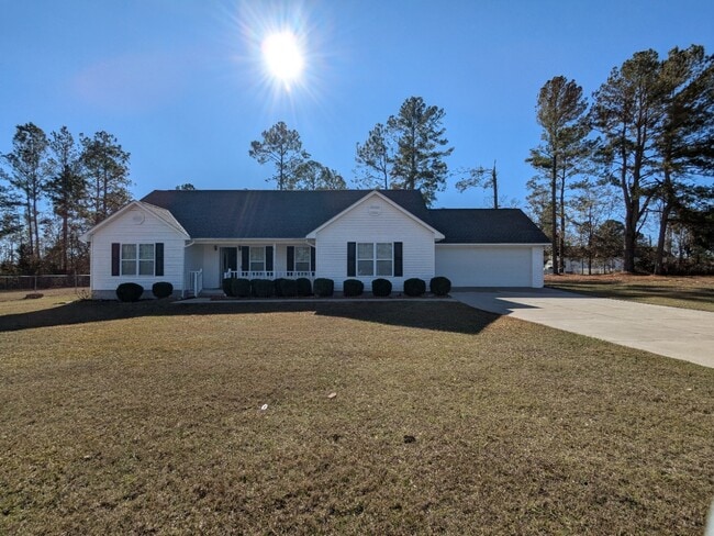 Primary Photo - 1515 Hall Way