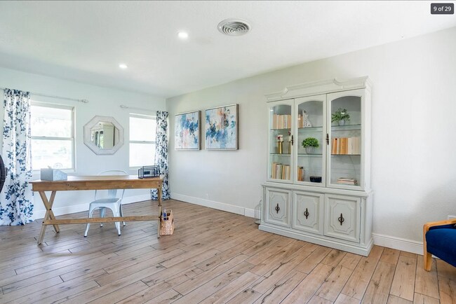 Building Photo - 4112 Dublin St