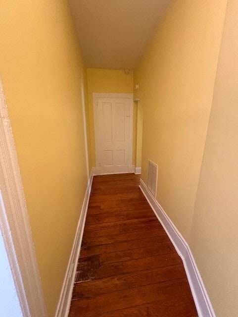 Building Photo - 114 Parsons St