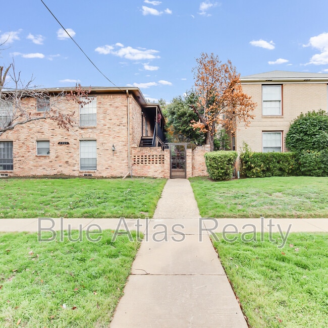 Building Photo - 3903 Hawthorne Ave