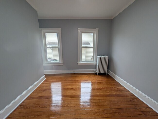 Building Photo - 677 Gerard Ave