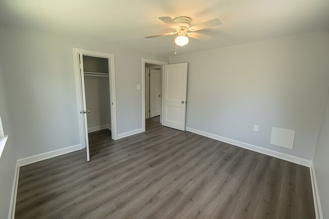Building Photo - 4405 Marion Ave