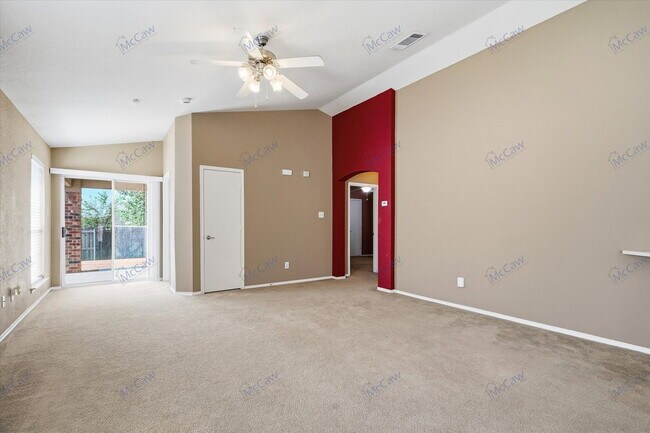 Building Photo - 2152 Ingrid Ln