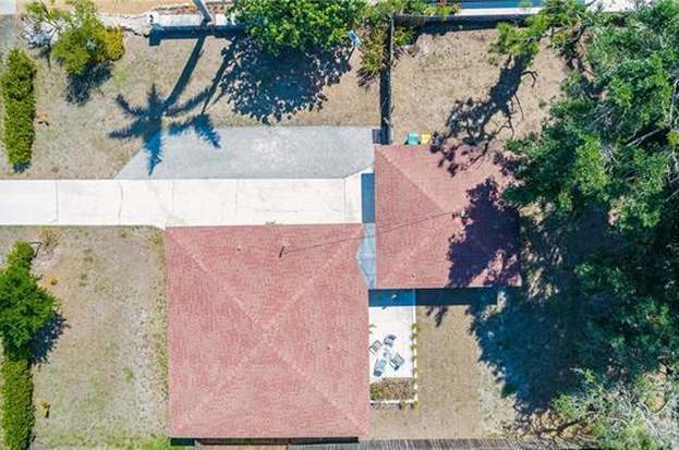 Building Photo - 74 7th St