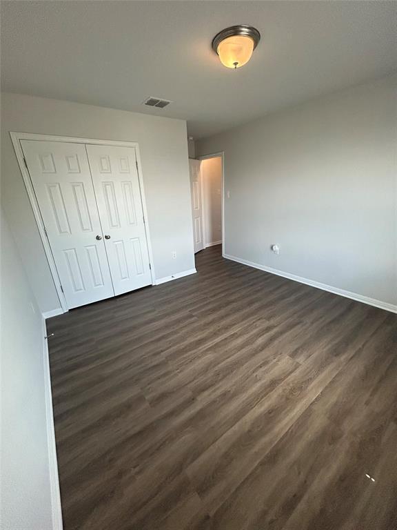 Building Photo - 343 Silver Glen Dr