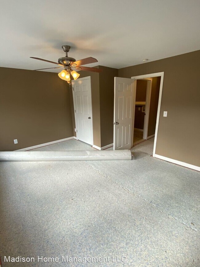 Building Photo - 4 br, 2.5 bath House - 217 Ridge Street