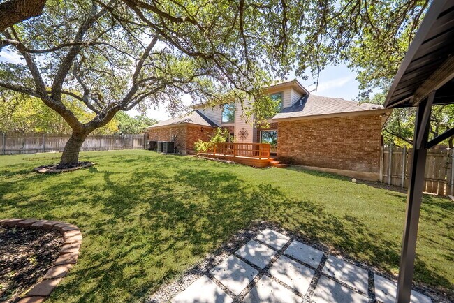 Building Photo - This is the one that checks all the boxes.