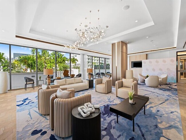 Building Photo - 153 N Seabreeze Blvd