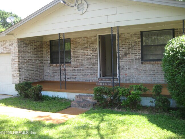 Building Photo - 7451 John F Kennedy Dr W