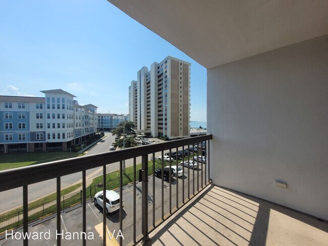 Building Photo - 2 br, 2 bath House - 3288 Page Avenue, #304
