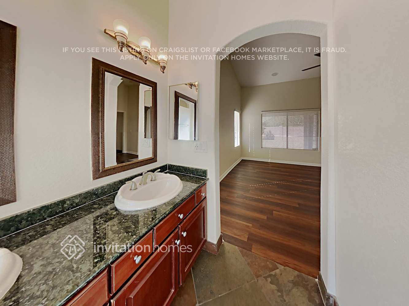 Building Photo - 3042 S 64th Ave