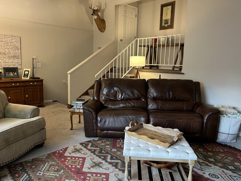 Building Photo - 1623 Kettle Cove Ct