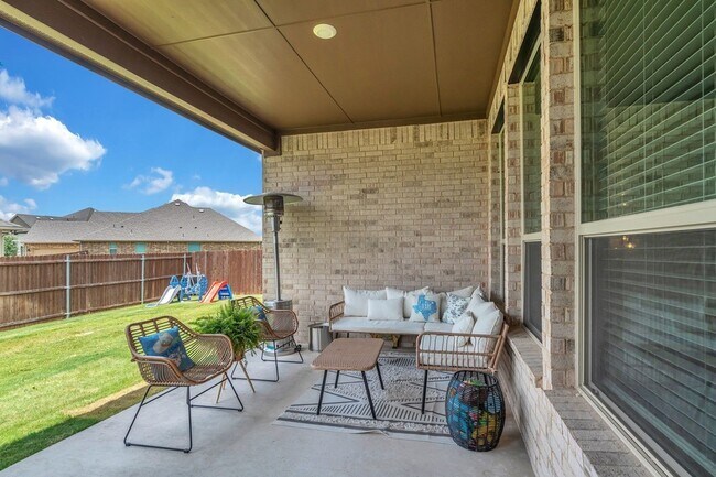 Building Photo - 621 Mesquite Grove Rd