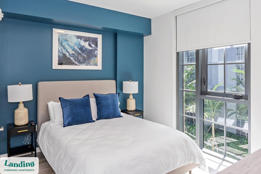 Primary Photo - 305 Laredo Dr