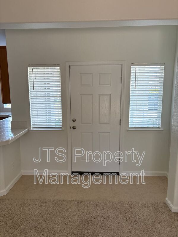 Building Photo - 1576 Morning Glory Ln