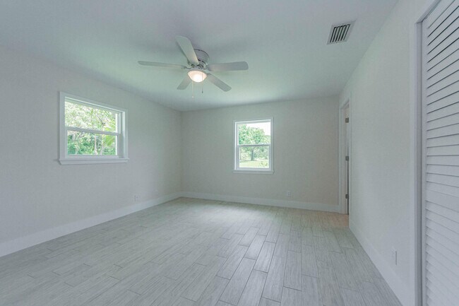 Building Photo - 12955 91st St