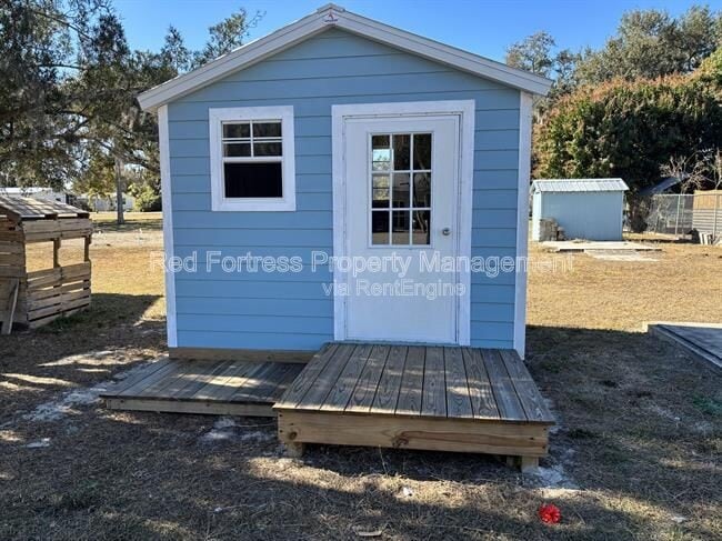 Building Photo - 3005 Beatrice Pl