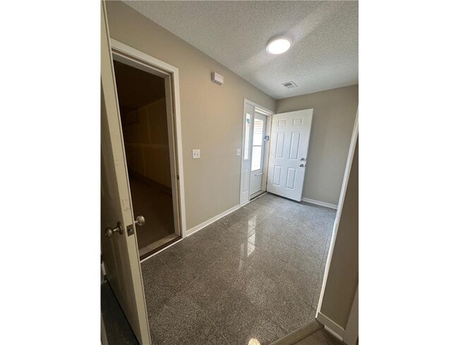 Building Photo - 8511 Cardiff Ln