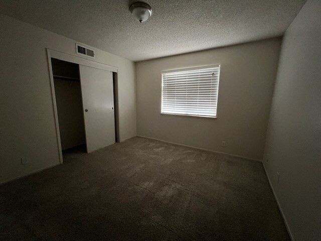 Building Photo - 345 S Sunset St