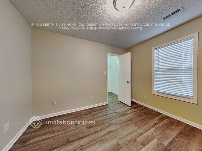 Building Photo - 5882 Culloden Ct