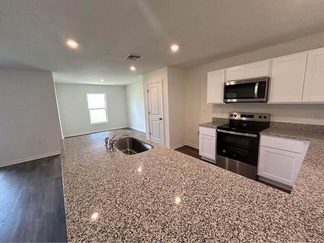 Building Photo - 1256 Stone Ridge Cir