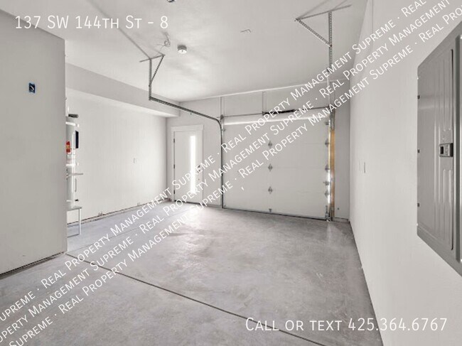 Building Photo - 137 SW 144th St