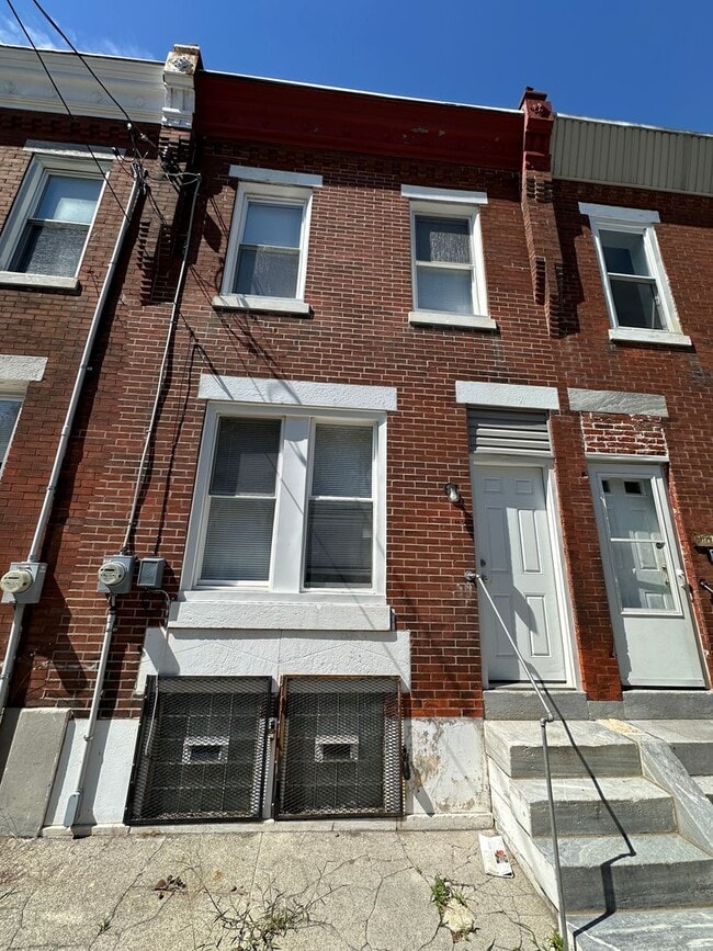 Building Photo - 2 Bed, 1 Bath. Section 8 Approved