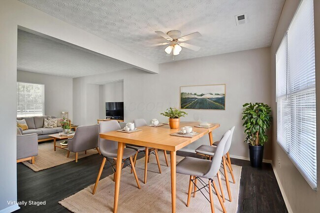 Building Photo - 1843 Canopy Ln